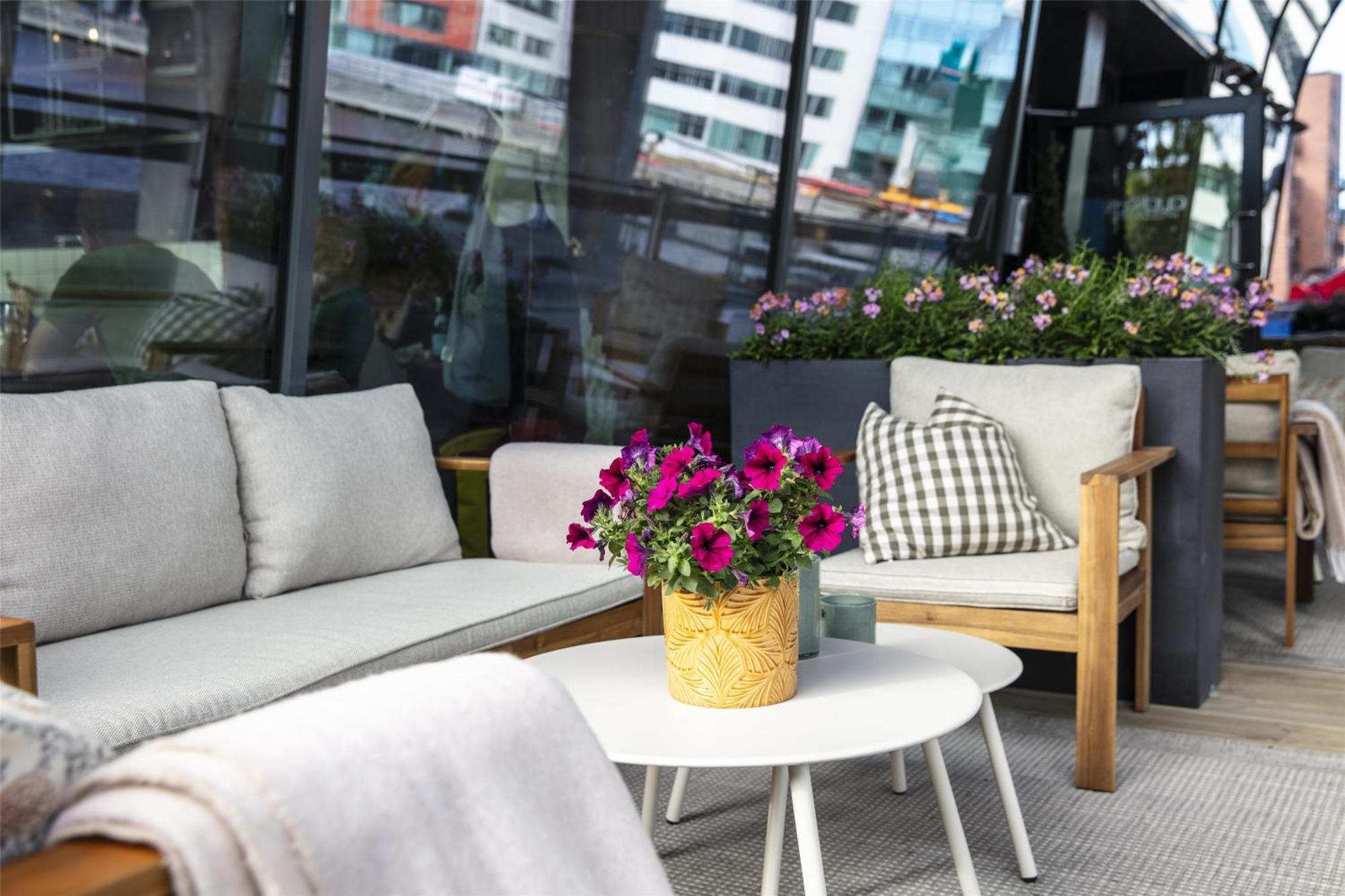 Radisson Blu Riverside 4*